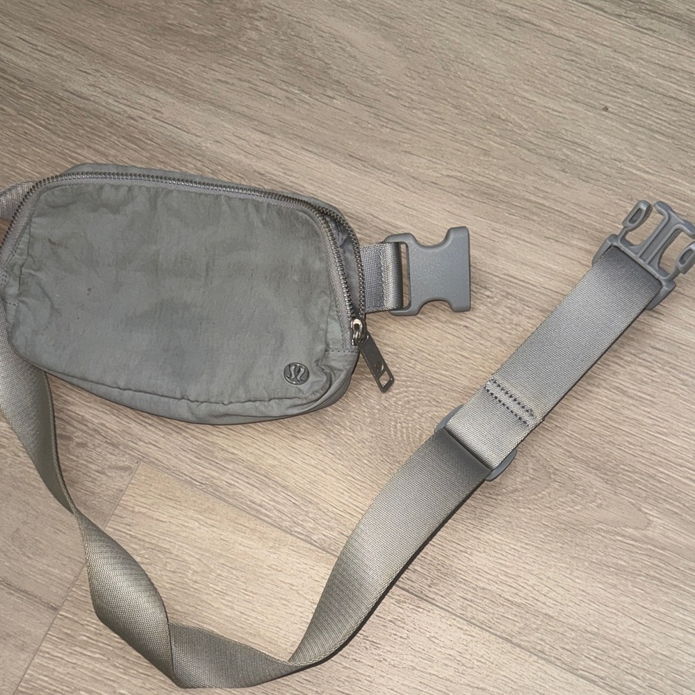 lululemon athletica gray Belt Bag